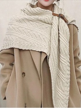 Knitted Cape w/ Buckle Detailing